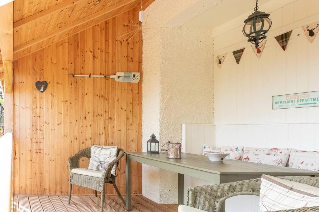 The Mews - A Cottage With A Spectacular Lake View 포트오브멘타이스 외부 사진